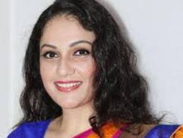 Actress Gracy Singh Contact Details, Current Location, Social Accounts