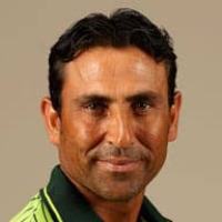 Cricketer Younis Khan Contact Details, Social Profiles, Home Address, Email