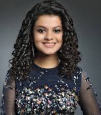 Singer Palak Muchhal Contact Details, Mobile No, House Location, Email