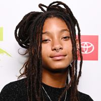 Singer Willow Smith Contact Details, Social Accounts, Current City, Email